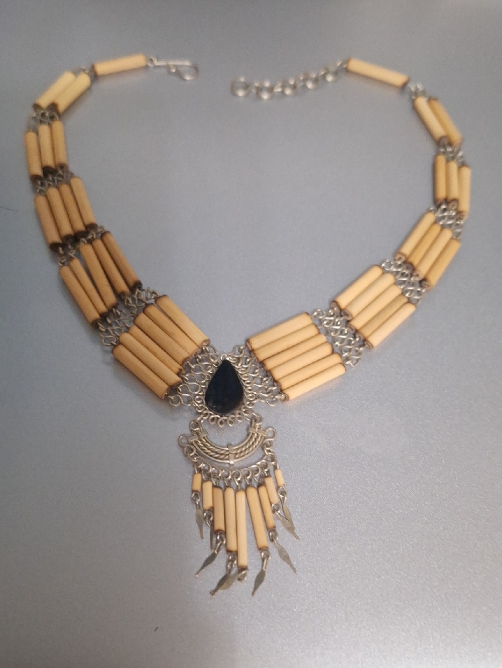 Vintage Bamboo And Stone Statement Necklace in Beige with Black Teardrop